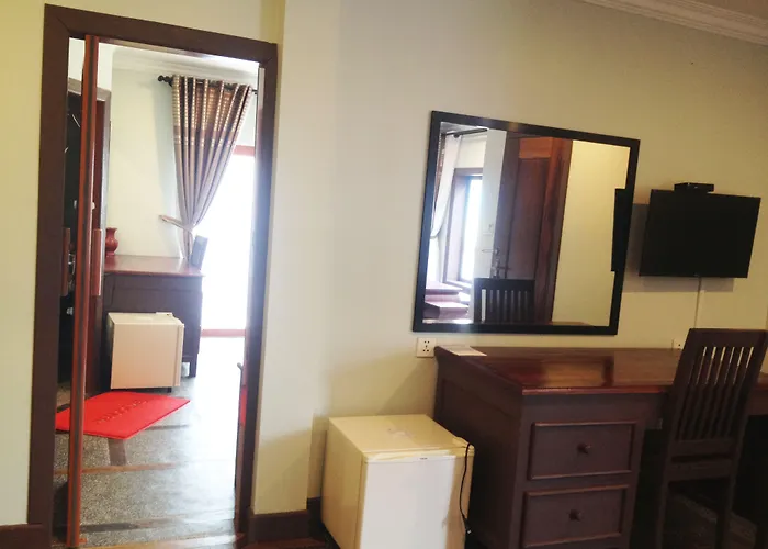 Empire Курортный комплекс 3*
